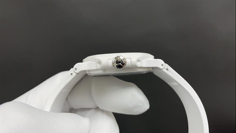 202457165526563 2300